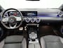 Mercedes-Benz A-klasse 250 e Business Solution AMG Limited Panoramadak | AMG Line | Night pakket | Stoelverwarming | Achteruitrij camera Inclusief 24 maanden Mercedes-Benz Certified garantie voor Europa.