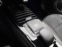 Mercedes-Benz A-klasse 250 e Business Solution AMG Limited Panoramadak | AMG Line | Night pakket | Stoelverwarming | Achteruitrij camera Inclusief 24 maanden Mercedes-Benz Certified garantie voor Europa.