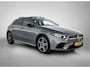 Mercedes-Benz A-klasse 250 e Business Solution AMG Limited Panoramadak | AMG Line | Night pakket | Stoelverwarming | Achteruitrij camera Inclusief 24 maanden Mercedes-Benz Certified garantie voor Europa.