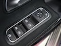 Mercedes-Benz A-klasse 250 e Business Solution AMG Limited | Night | Widescreen | 19" multispaaks velgen (hoogglans zwart) | Achteruitrijcamera | Stoelverwarming |
