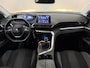 Peugeot 5008 1.2 PureTech Blue Lease Executive 7P Clima, Parkeersensoren, Navi, Cruise control, Apple carplay, Lichtmetalen velgen, Virtual desk