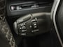 Peugeot 5008 1.2 PureTech Blue Lease Executive 7P Clima, Parkeersensoren, Navi, Cruise control, Apple carplay, Lichtmetalen velgen, Virtual desk