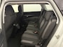 Peugeot 5008 1.2 PureTech Blue Lease Executive 7P Clima, Parkeersensoren, Navi, Cruise control, Apple carplay, Lichtmetalen velgen, Virtual desk