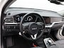 Kia Niro EV e-Niro DynamicPlusLine 64 kWh | Clima | Navi | Leder | Stoel en stuur verwarming |