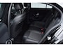 Mercedes-Benz A-klasse 180 Business Solution Automaat | AMG Breedset | Camera | Halfleer