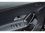 Mercedes-Benz A-klasse 180 Business Solution Automaat | AMG Breedset | Camera | Halfleer