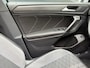 Volkswagen Tiguan Allspace 2.0 TSI R-Line Edition - 7p 4Motion Pano ACC Trekhaak Achter Stoel verwarming