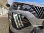Peugeot e-2008 EV GT 50 kWh | Climate & Cruise Control | Achteruitrijd Camera | AppleCarplay/AndroidAuto |