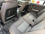 BMW 3-Serie 320i Business Line automaat / kleur: zwart / NAP met 198761 km.en APK tot 08/2027 / Climate / Sportvelgen / Cruise/etc