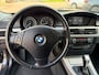 BMW 3-Serie 320i Business Line automaat / kleur: zwart / NAP met 198761 km.en APK tot 08/2027 / Climate / Sportvelgen / Cruise/etc