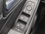 Nissan X-Trail 1.5 e-Power Tekna Automaat / Fabrieksgarantie tot 05-2028<100.000 / Dealer onderhouden / All Season banden / Head Up Display / Adaptief cruise control / Stuur-, Stoel & Achterbank verwarming / Elektrische achterklep /