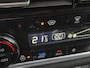 Nissan X-Trail 1.5 e-Power Tekna Automaat / Fabrieksgarantie tot 05-2028<100.000 / Dealer onderhouden / All Season banden / Head Up Display / Adaptief cruise control / Stuur-, Stoel & Achterbank verwarming / Elektrische achterklep /