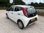 Toyota Aygo 1.0 VVT-i x-fun Airco, Bluetooth, LED