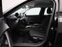 Peugeot e-2008 EV Active Pack 50 kWh | Cruise Control | Keyless | Apple Carplay/Android Auto | Navigatie | DAB |