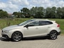 Volvo V40 Cross Country T3 POLAR+ LUXURY AUTOM LEDER BOMVOL EN DE MOOISTE