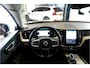 Volvo XC60 2.0 T8 AWD 335kW/456pk Aut8 Plug-in hybrid Inscription Long Range PANORAMADAK + PILOT ASSIST + HARMAN/KARDON + EL.TREKHAAK + 360 CAMERA + SPORTSTOELEN + BLIS + ADAPT.CRUISE + STOEL-&STUURVERWARMING + PARKSENSOREN V&A + 18" LM-VELGEN!!