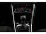 Volkswagen T-Roc 1.0 TSI 110pk Life | Trekhaak | Camera | Adaptive Cruise | Carplay | Keyless Entry & Start | 16"