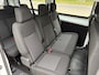 Opel Vivaro-e Combi Electric L3 75kWh 136pk | 9-persoons | Achterklep | Connected Pakket | Multimediascherm groot | NAVI | Apple Carplay | Android Auto | Achteruitrijcamera | Parkeersensoren achter | Bestuurdersstoel comfort met armsteun | van €61.812 oor €47.550 incl. BTW rijklaar | TAXI ombouw mogelijk
