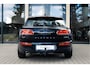 MINI Clubman Cooper Aut. | Chili Business Edition+ | Navigatie | Apple CarPlay | LED | Stoelverwarming | 17" LM Velgen | Afneembare Trekhaak | Parkeersensoren | Comfort Access |