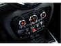 MINI Clubman Cooper Aut. | Chili Business Edition+ | Navigatie | Apple CarPlay | LED | Stoelverwarming | 17" LM Velgen | Afneembare Trekhaak | Parkeersensoren | Comfort Access |