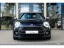 MINI Clubman Cooper Aut. | Chili Business Edition+ | Navigatie | Apple CarPlay | LED | Stoelverwarming | 17" LM Velgen | Afneembare Trekhaak | Parkeersensoren | Comfort Access |