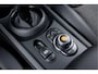 MINI Clubman Cooper Aut. | Chili Business Edition+ | Navigatie | Apple CarPlay | LED | Stoelverwarming | 17" LM Velgen | Afneembare Trekhaak | Parkeersensoren | Comfort Access |