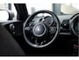 MINI Clubman Cooper Aut. | Chili Business Edition+ | Navigatie | Apple CarPlay | LED | Stoelverwarming | 17" LM Velgen | Afneembare Trekhaak | Parkeersensoren | Comfort Access |