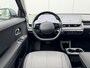 Hyundai Ioniq 5 Connect 77.4 kWh / Volledig LED /  Stoelverwarming Voor + Achter / Stuurverwarming / Dynamische Navigatie / Achteruitrijcamera / Elek. Bedienbare Voorstoelen / Climate Control / Parkeersensoren Voor + Achter /