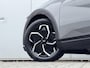 Hyundai Ioniq 5 Connect 77.4 kWh / Volledig LED /  Stoelverwarming Voor + Achter / Stuurverwarming / Dynamische Navigatie / Achteruitrijcamera / Elek. Bedienbare Voorstoelen / Climate Control / Parkeersensoren Voor + Achter /
