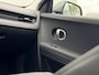 Hyundai Ioniq 5 Connect 77.4 kWh / Volledig LED /  Stoelverwarming Voor + Achter / Stuurverwarming / Dynamische Navigatie / Achteruitrijcamera / Elek. Bedienbare Voorstoelen / Climate Control / Parkeersensoren Voor + Achter /