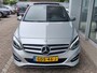 Mercedes-Benz B-klasse 200 AMBITION AUTOMAAT Pano | Dodehoeksensoren | Clima | Trekhaak