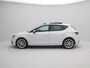 SEAT Leon 1.5 TSI FR Business Intense | Schuif/kantel dak | Camera | Navigatie |