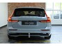 Volvo V60 2.0 T8 Plug-in hybrid AWD Plus Dark | 360º Visual Park Camera | Semi-Elektrische Trekhaak | Stoelverwarming Voor + Achter | Harman Kardon Premium Audio | Google Infotainment |