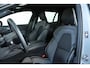Volvo V60 2.0 T8 Plug-in hybrid AWD Plus Dark | 360º Visual Park Camera | Semi-Elektrische Trekhaak | Stoelverwarming Voor + Achter | Harman Kardon Premium Audio | Google Infotainment |