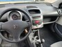 Peugeot 107 1.0-12V Accent