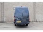 Mercedes-Benz Sprinter 319 CDI | AUT. | L4 H2 | PRO | Trekhaak | Distronic Plus | LM Velgen | LED koplampen | Navigatie | Parkeercamera | Apple Carplay/Android Auto | 3-zits | Airco | Cruise Control | Certified