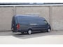 Mercedes-Benz Sprinter 319 CDI | AUT. | L4 H2 | PRO | Trekhaak | Distronic Plus | LM Velgen | LED koplampen | Navigatie | Parkeercamera | Apple Carplay/Android Auto | 3-zits | Airco | Cruise Control | Certified