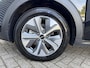 Kia Niro EV e-Niro 39.2kWh DynamicPlusLine | Schuif/Kanteldak | Stoel/Stuurwielverwarming | Climate Control | Navigatie | SOH 94%