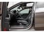 Audi A4 Avant 35 TFSI 150pk S edition Competition | Panoramadak | Trekhaak | Optiek Zwart | PDC | Lichtpakket Plus