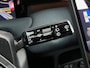 Citroën C5 Aircross Plug-in Hybrid 195pk Aut Business Camera Voor + Achter | Adaptive Cruise Control | CarPlay | Stuurverwarming | Head Up Display | Advanced Comfort Seats en blauwe kunstlederen/stoffen bekleding | Two Tone dak Perla Nera Black | Boordlader 7,4kW | Pack Techno