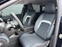 Citroën C5 Aircross Plug-in Hybrid 195pk Aut Business Camera Voor + Achter | Adaptive Cruise Control | CarPlay | Stuurverwarming | Head Up Display | Advanced Comfort Seats en blauwe kunstlederen/stoffen bekleding | Two Tone dak Perla Nera Black | Boordlader 7,4kW | Pack Techno
