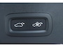 Volvo EX40 Single Motor Extended Range Ultra Europa 82 kWh | 20" Lichtmetalen Velgen | Extra Getint Glas Achter | Schuif/Kantel-Panoramadak | Elektrisch Verstelbare Voorstoelen | 360º Visual Park Camera |
