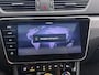 Skoda Superb Combi 1.4 TSI iV Business Edition Gratis Afleverpakket! | Panormadak | Trekhaak | Elektrische stoelen/kofferklep |