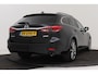Mazda 6 Sportbreak 2.0 SkyActiv-G 165 Luxury | Trekhaak | Org NL | BOSE | Head-Up | CarPlay | Stoelverwarming | Adap. Cruise | 360