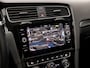 Volkswagen Golf 1.5 TSI Sportline (APPLE CARPLAY, GROOT NAVI, CLIMATE, LED KOPLAMPEN, STOELVERWARMING, SPORTSTOELEN, GETINT GLAS, LM VELGEN, ADAPTIVE CRUISE, PARKEERSENSOREN, NIEUWSTAAT)