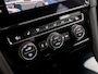 Volkswagen Golf 1.5 TSI Sportline (APPLE CARPLAY, GROOT NAVI, CLIMATE, LED KOPLAMPEN, STOELVERWARMING, SPORTSTOELEN, GETINT GLAS, LM VELGEN, ADAPTIVE CRUISE, PARKEERSENSOREN, NIEUWSTAAT)