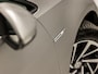 Volkswagen Golf 1.5 TSI Sportline (APPLE CARPLAY, GROOT NAVI, CLIMATE, LED KOPLAMPEN, STOELVERWARMING, SPORTSTOELEN, GETINT GLAS, LM VELGEN, ADAPTIVE CRUISE, PARKEERSENSOREN, NIEUWSTAAT)