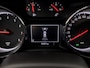 Opel Astra 1.2 Blitz Elegance 131Pk (APPLE CARPLAY, GROOT NAVI, ADAPTIVE CRUISE, CLIMATE, STUUR/STOELVERWARMING, SPORTSTOELEN, CAMERA, TREKHAAK, LEDER, GETINT GLAS, NIEUWSTAAT)