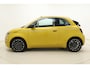 Fiat 500 1.0 Hybrid La Prima Cabrio | DEMO | Navigatie | JBL Audio | Achteruitrijcamera | Climate control | Full LED Koplampen | Stoelverwarming | 17" Lichtmetalen velgen