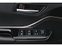 Toyota C-HR / C-HR+ 1.8 Hybrid Bi-Tone | Stuur en stoelverwarming | Dodehoek herkenning | Lederen bekleding |